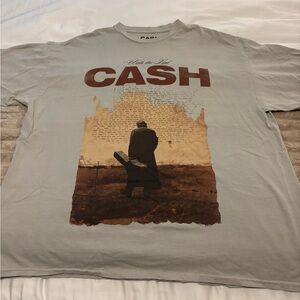 Johnny Cash Walk the Line Tee | Urban Outfitters Graphic Band Tee S/M